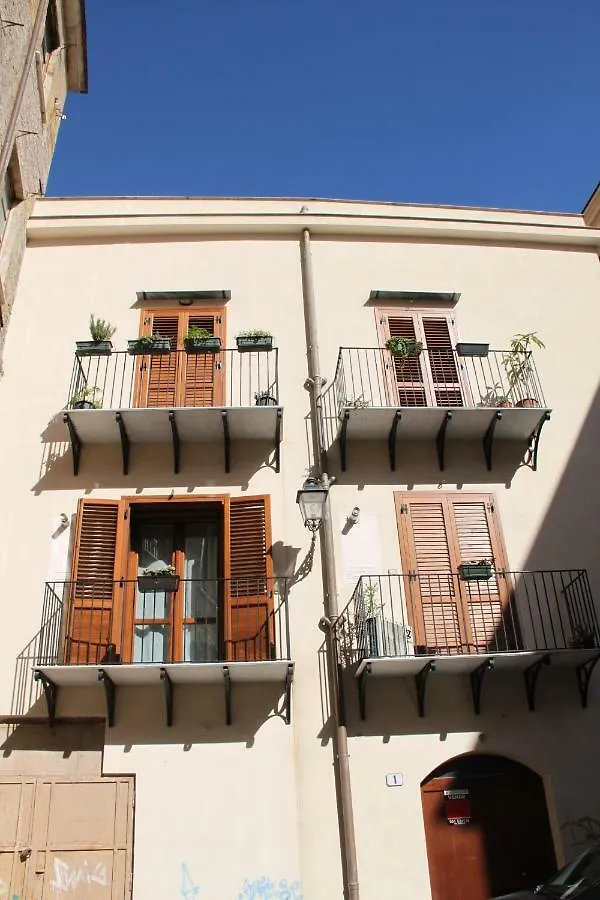 Cocciu D'Amuri Holiday House Palermo Italy