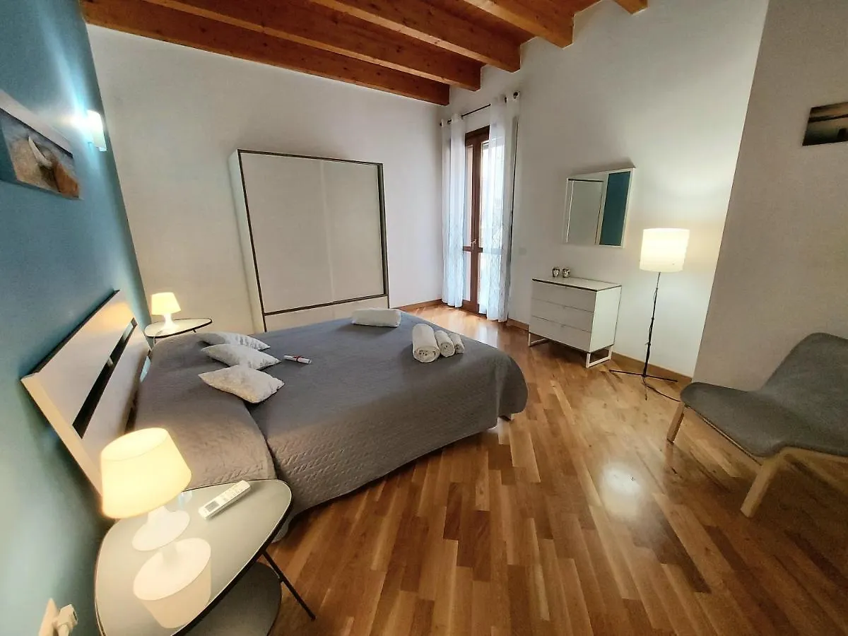 Cocciu D\'Amuri Holiday House contacts
